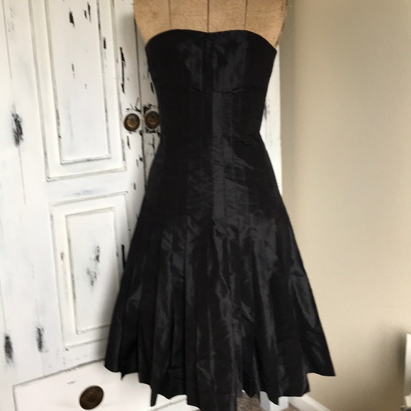 L.A.M.B. Dresses & Skirts - L.A.M.B. Taffeta Black dress size 2